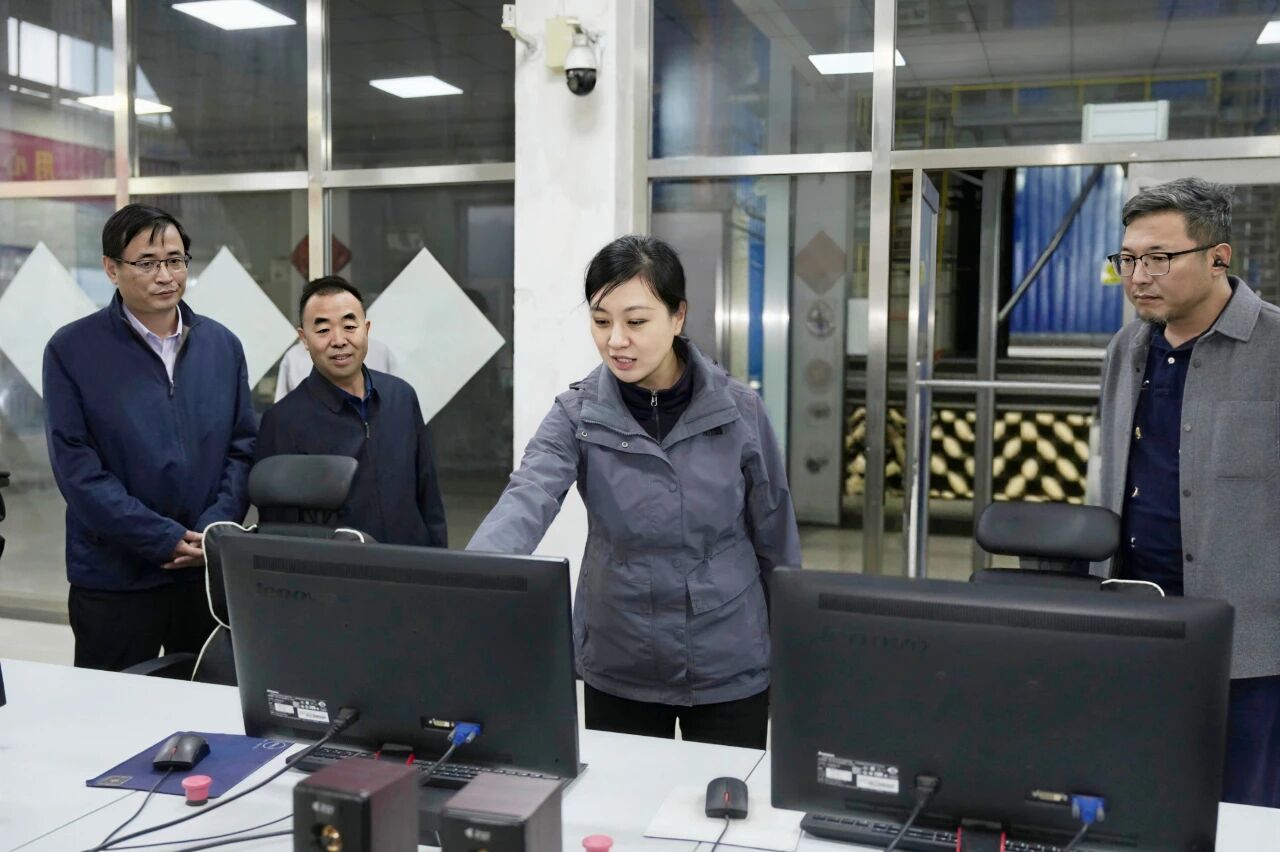 张琪实地调研供热保障及安全生产工作